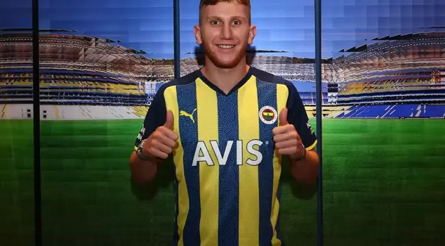 Burak Kapacak, who played only 2 minutes at Fenerbahçe, has found his new team.