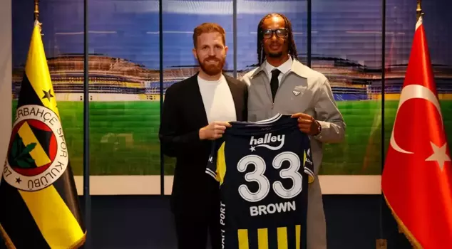 Fenerbahçe announced the transfer of Archie Brown.