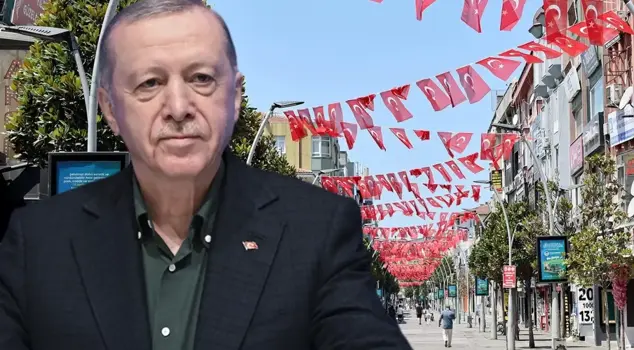 After President Erdoğan's remarks, the entire country was adorned with Turkish flags.