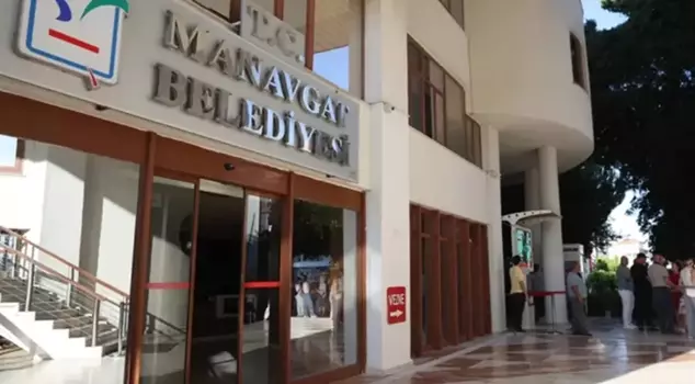 He was elected as the Deputy Mayor of Manavgat.