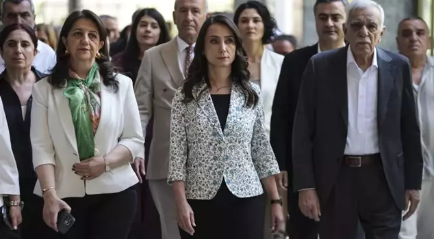 Crisis between Abdulkadir Selvi and the DEM Party! Serious accusation against Tülay Hatimoğulları.
