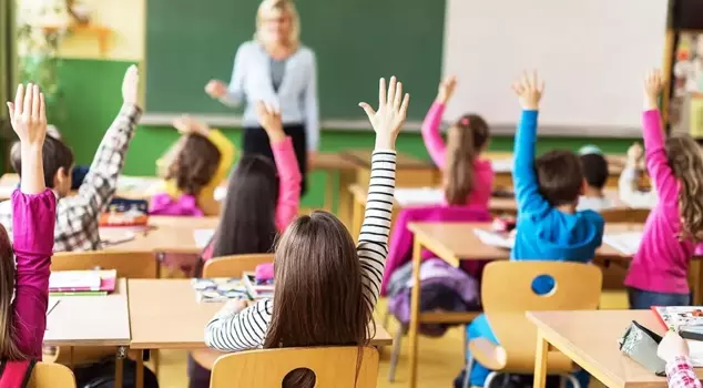 Scandalous decision in Greece! The section about Palestinian children has been removed from school textbooks.