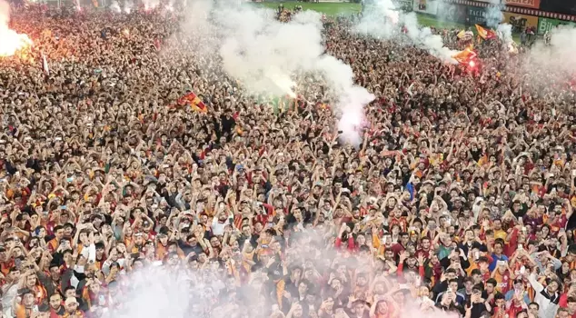 Galatasaray reported the agreement regarding the Florya land to the Public Disclosure Platform (KAP).