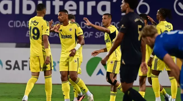 Fenerbahçe won with the goals they scored in the second half.