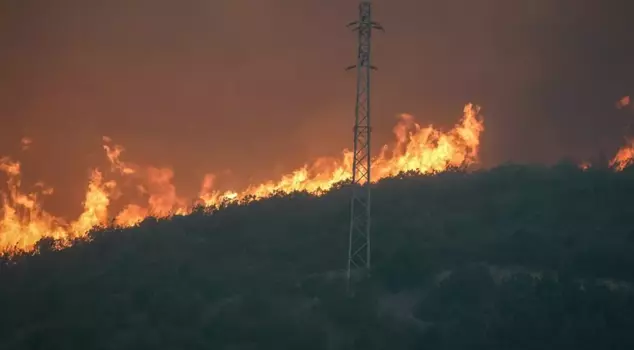 In Eskişehir, 10 forest workers and AKUT personnel lost their lives in a fire while trapped among the flames.