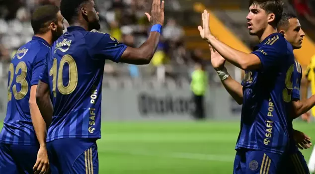 John Duran scored a goal, and Fenerbahçe defeated their opponent, who had Kante and Benzema, by a wide margin.