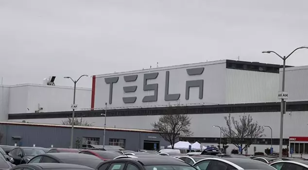 Tesla's move for an affordable car! Price and features have been revealed.
