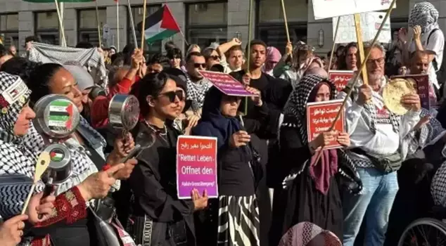 Demonstration for Gaza in Berlin: Open the Rafah Border Crossing