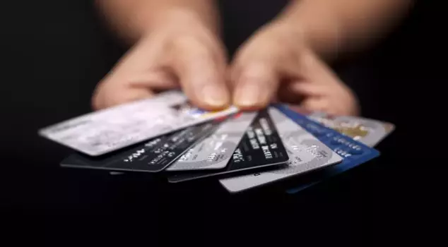 The Central Bank has lowered credit card interest rates.