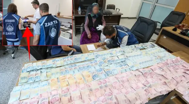 Those who saw the money that came out of the beggar couldn't believe their eyes.