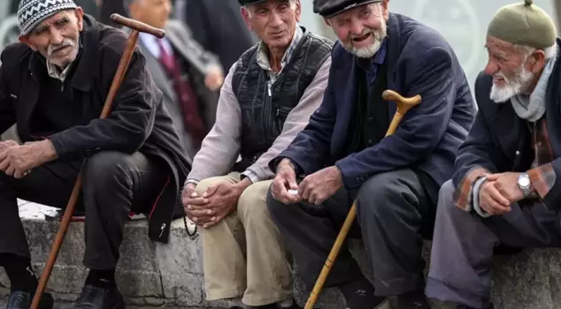 Обнаружены нарушения! Социальное страхование (SGK) уведомит тысячи пенсионеров о сокращении пенсий.