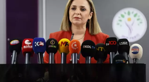DEM Party: The name of the commission should be decided by consensus.