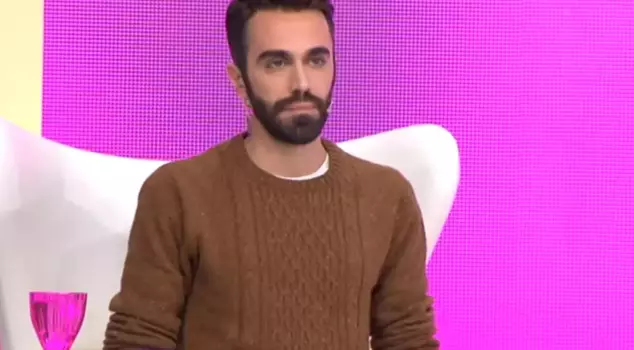 Kemal Doğulu criticized Gülşen and praised Bülent Ersoy.