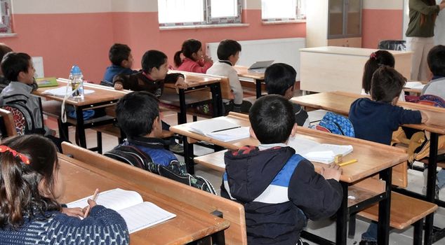 The free dress code application in schools is coming to an end.