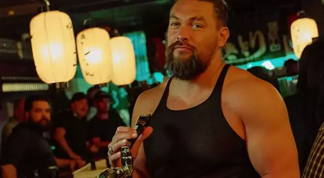 Surfing tragedy in Hawaii: Jason Momoa recounts his struggle for survival.