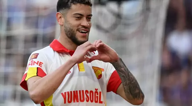 The first image has arrived! Göztepe star Romulo is in Germany for the transfer.