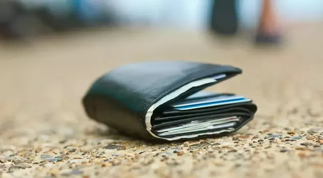 He had lost hope! The lost wallet was found in an unexpected place after 11 years.