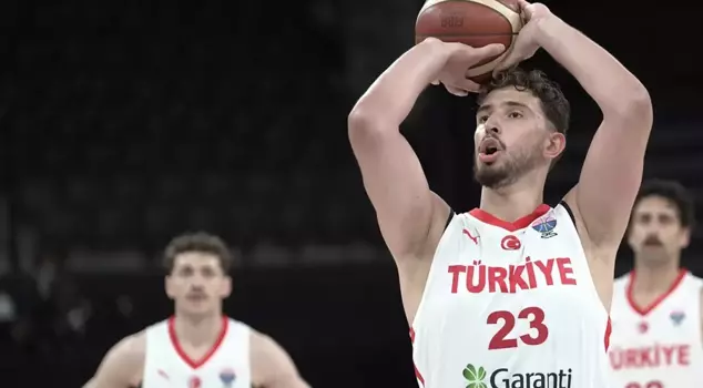 Two star players have been removed from the roster of the 12 Giant Men.