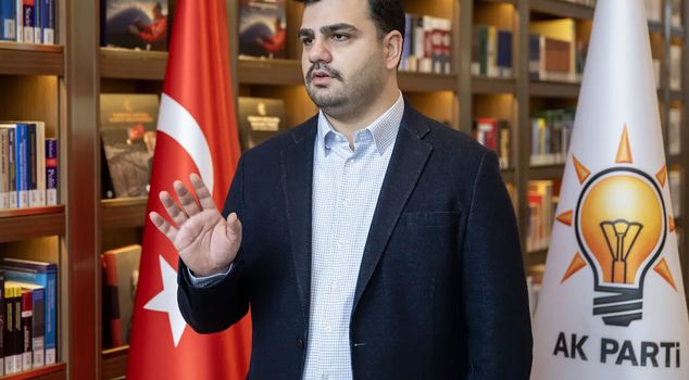 AK Parti Genel Sekreteri İnan: Фото нашего президента не является декором кабинета.