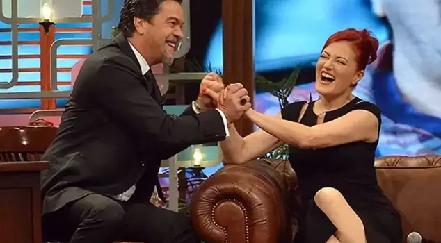 The legendary banter between Beyazıt Öztürk and Candan Erçetin has returned years later.