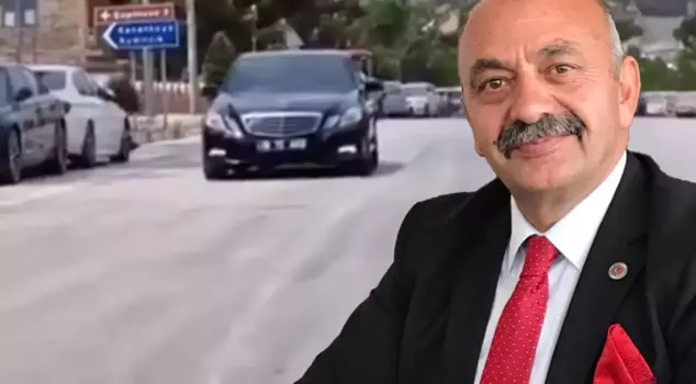 The mayor put his official vehicle up for sale following the reactions.