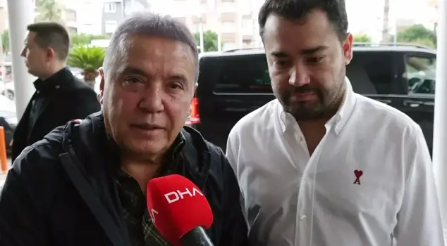 Muhittin Böcek's son was detained at the airport.