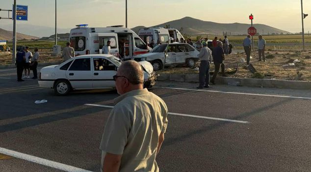 A terrible accident in Kayseri: 2 dead, 6 injured.