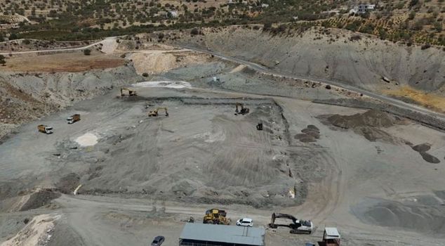 Construction has begun on two football fields in Mardin that meet UEFA standards.