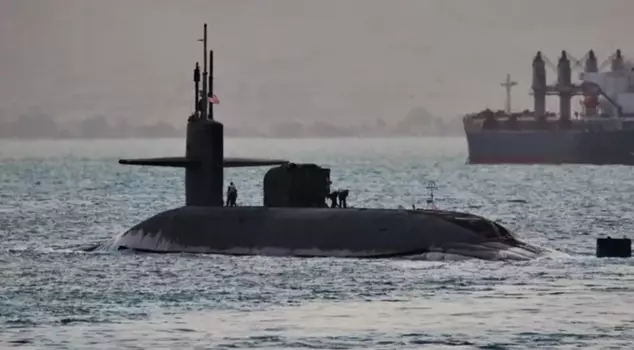 Step by step to war! The U.S. is sending nuclear submarines and warships.