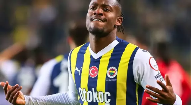Batshuayi is going to the Premier League.
