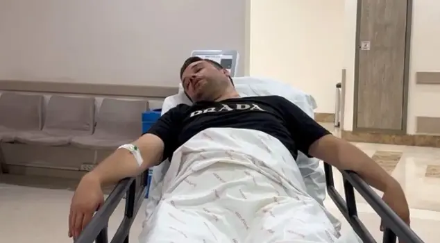 The journalist was assaulted at the funeral of the former deputy and was hospitalized.