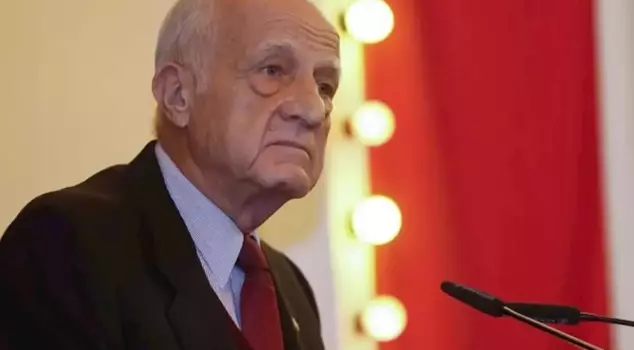 İnan Kıraç has been hospitalized, and his treatment is ongoing in the intensive care unit.
