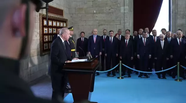 The summit of the state is at Anıtkabir! A striking note from Erdoğan in the special guestbook: They are not idle.