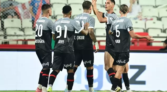 The first victory has arrived! The goal that silenced the stadium in the 90+3rd minute from Karagümrük.