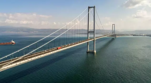 The passage of ships measuring 64 meters and above under the Osmangazi Bridge has been prohibited.