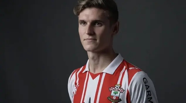Galatasaray has loaned Elias Jelert to Southampton.