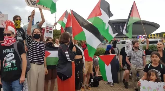 Pre-match protest! The Poles booed the Israeli anthem.