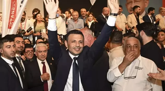 The CHP's Istanbul Provincial Congress has been canceled! Özgür Çelik and his administration have been dismissed.