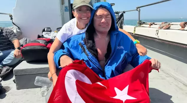 The autistic swimmer Tuna Tunca has started to cross the Strait of Gibraltar.