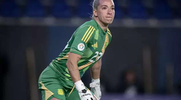 Argentinian goalkeeper Chaves will come to Istanbul for Fenerbahçe's transfer.
