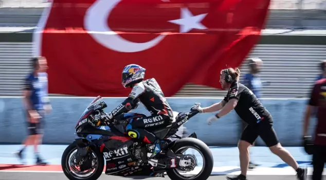 National motorcycle racer Toprak Razgatlıoğlu achieved a perfect 2 out of 2 in France.