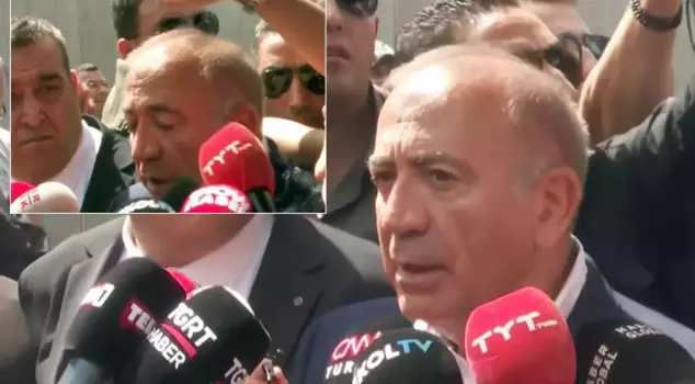 A water bottle was thrown at Gürsel Tekin in front of the CHP Provincial Headquarters.