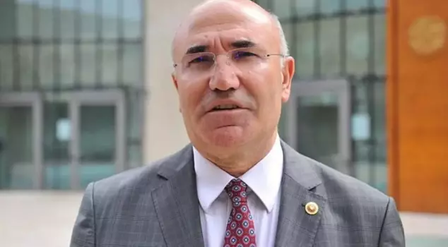 CHP member Mahmut Tanal was injured during the protests.
