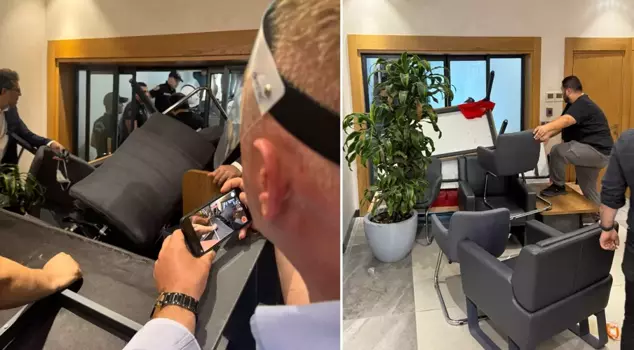 CHP deputies set up a barricade at the office of Gürsel Tekin, which he was trying to enter.