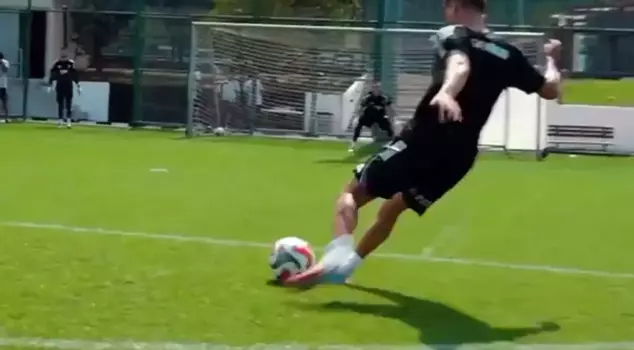Cengiz Ünder seemed to channel Messi, and Sergen Yalçın couldn't remain indifferent.