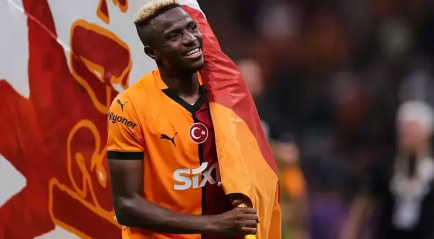 The fans are not shouting his name for nothing! Osimhen's move that wins hearts.