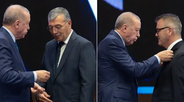 Two more mayors joined the AK Party! President Erdoğan pinned their badges.