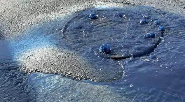Worrying images from Istanbul! Factory waste overflowed from the sewage system.