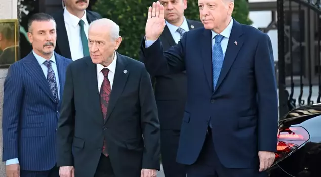 Bahçeli: Ahmet Türk should be reinstated, and Ahmet Özer should be released.