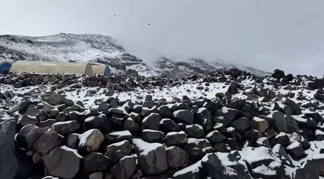In September, the first snow of the season fell, covering everything in white.